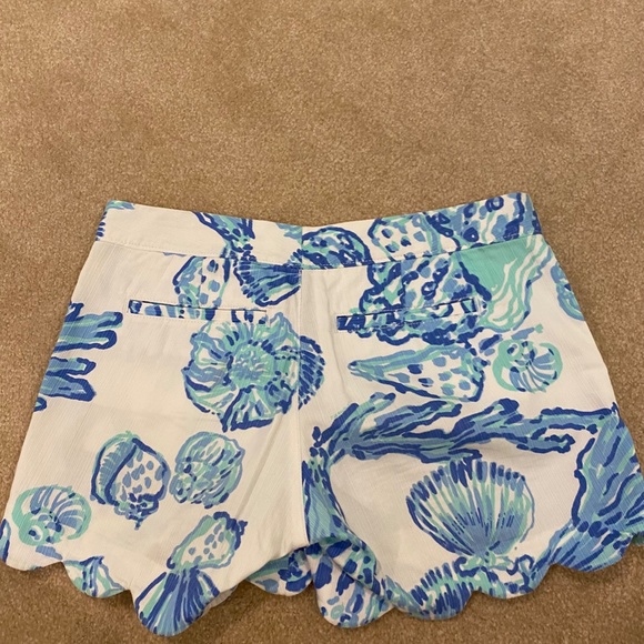 Lilly Pulitzer Buttercup Shorts - Picture 4 of 7